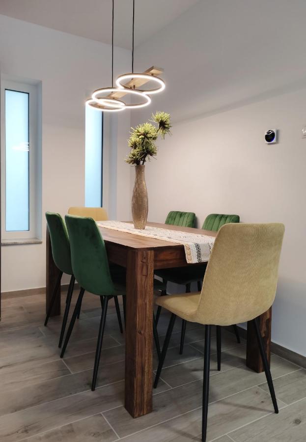 קסזטלי Royal Relax Apartman מראה חיצוני תמונה