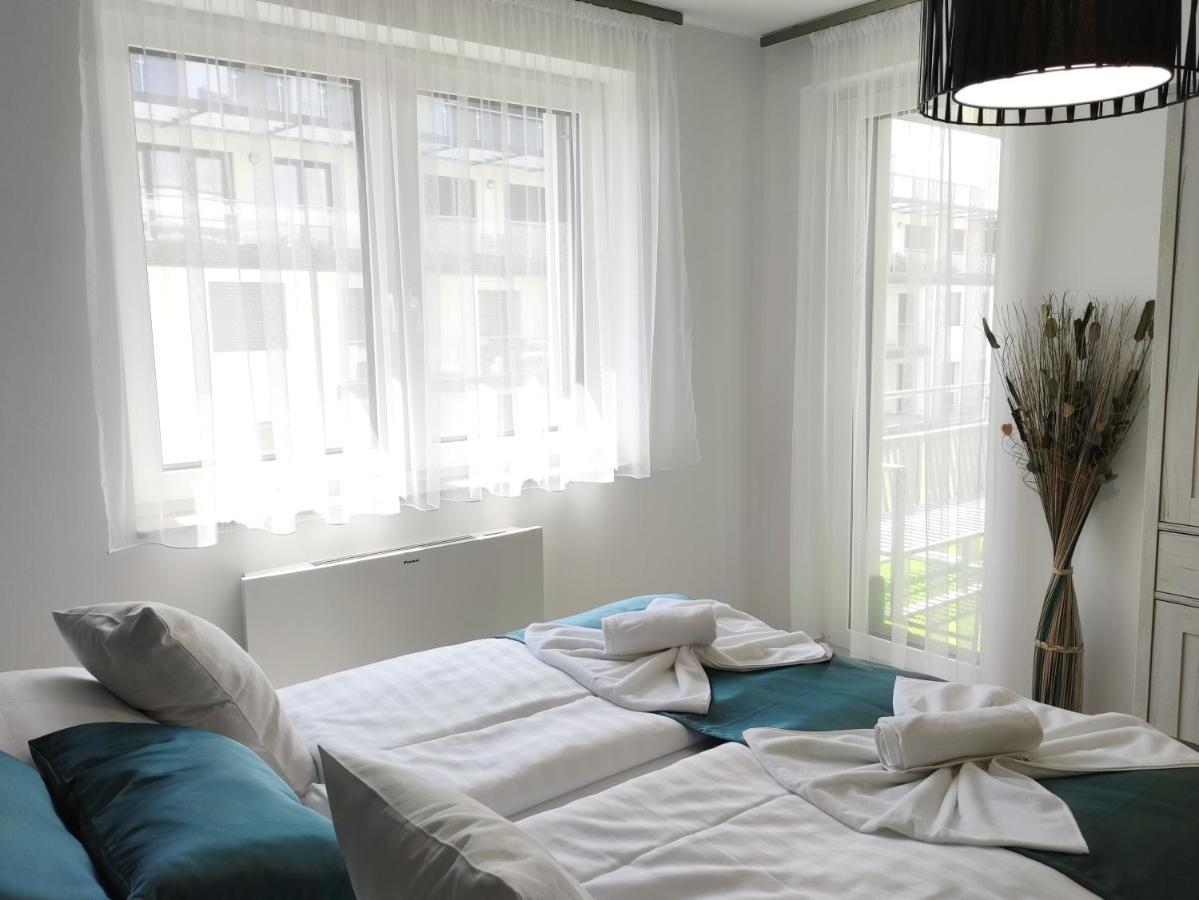 קסזטלי Royal Relax Apartman מראה חיצוני תמונה